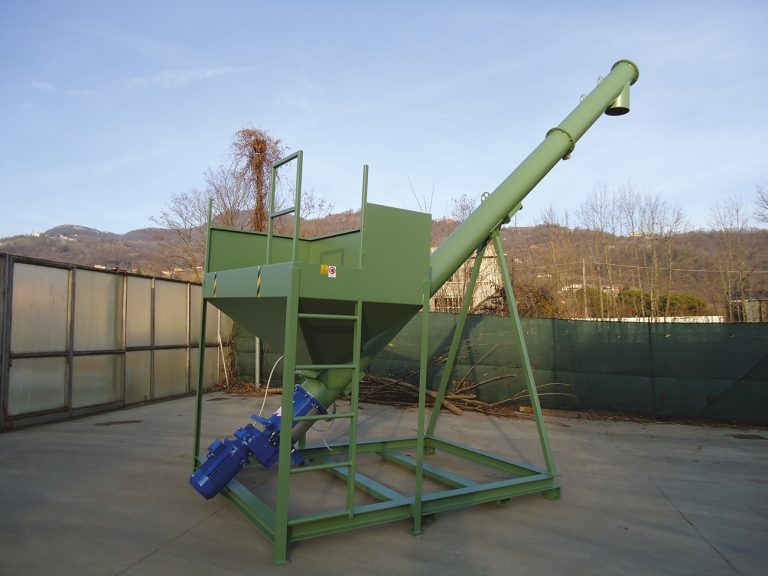 Vis de chargement camion transportable pour silo mélangeur vertical matière plastique Vis de chargement camion transportable pour silo mélangeur vertical matière plastique